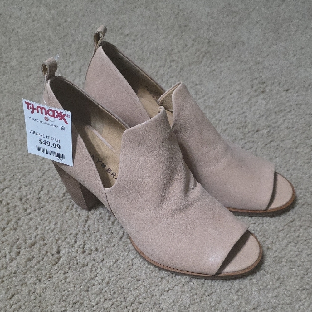 Women's Lucky Brand Peep Toe Block Heel Shoes - Tan